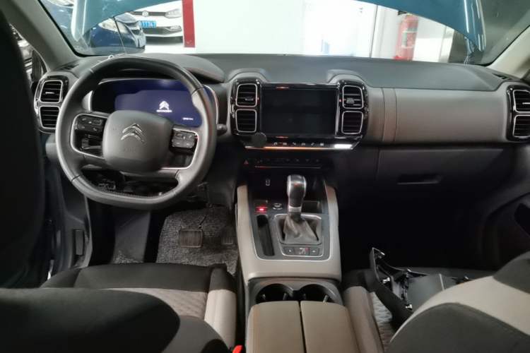 Used Citroen C5 AIRCROSS 2020 360THP Enjoyment Version Center Console