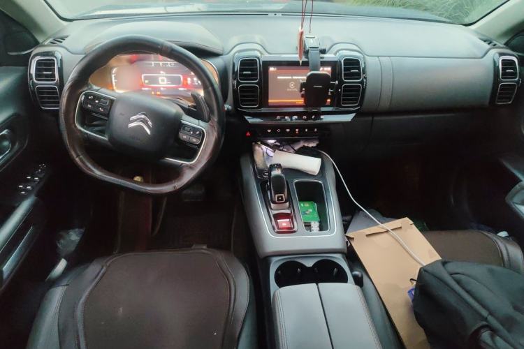 Used Citroen C5 AIRCROSS 2020 360THP C-Series Trendy Edition Center Console