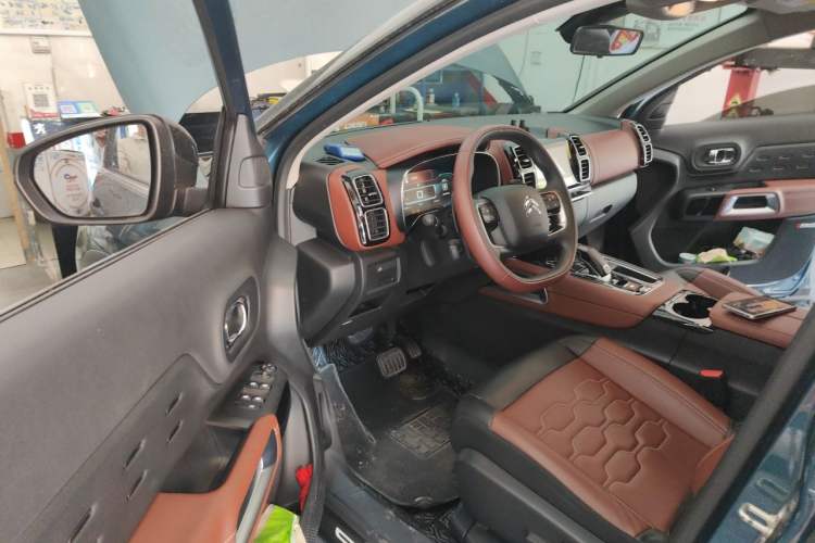Used Citroen C5 AIRCROSS 2020 400THP Premium Edition Driver Seat