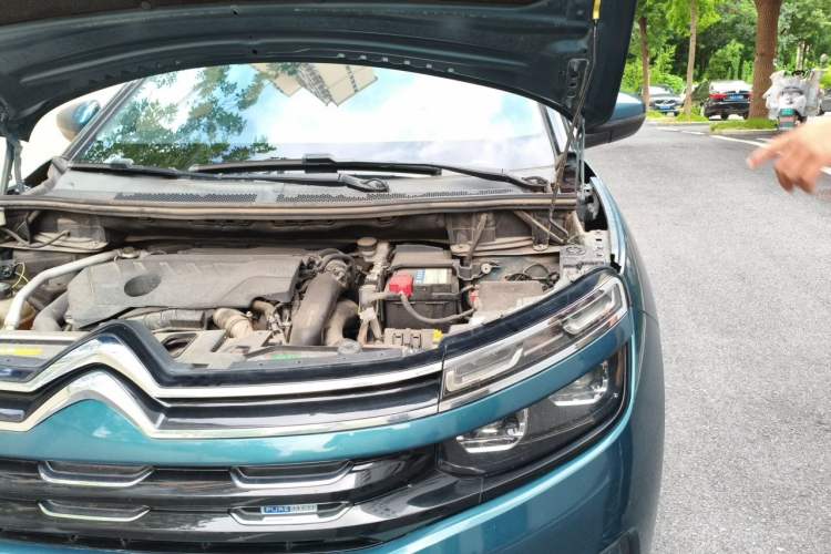 Used Citroen C5 AIRCROSS 2020 360THP Enjoyment Version Engine Bay Left