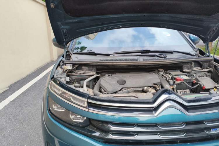 Used Citroen C5 AIRCROSS 2020 360THP Enjoyment Version Engine Bay Right
