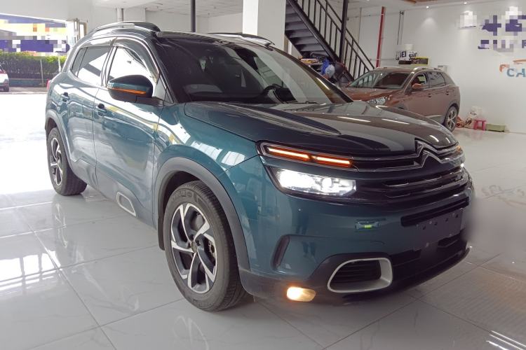 Used Citroen C5 AIRCROSS 2020 400THP Premium Edition Front Right 45 Deg