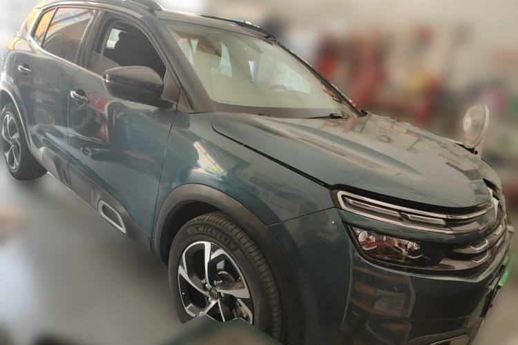 Used Citroen C5 AIRCROSS 2020 400THP Premium Edition Front Right 45 Deg