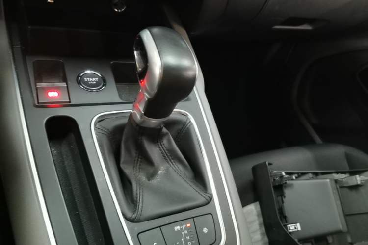 Used Citroen C5 AIRCROSS 2020 360THP Enjoyment Version Gear Lever