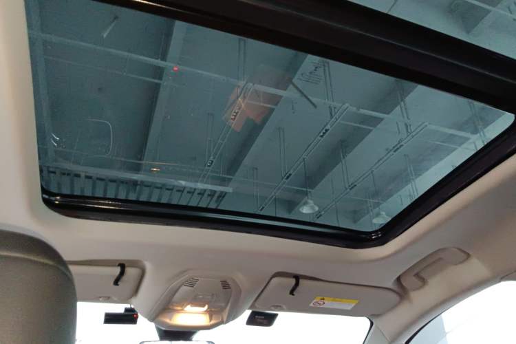 Used Citroen C5 AIRCROSS 2020 400THP Premium Edition Headliner