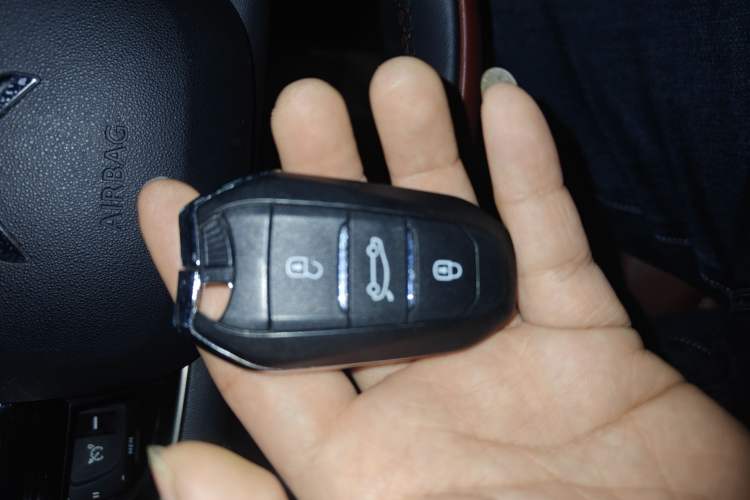 Used Citroen C5 AIRCROSS 2020 400THP Premium Edition Interior 1