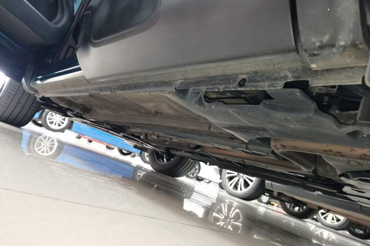 Used Citroen C5 AIRCROSS 2020 360THP Comfort Edition Left Side Sill
