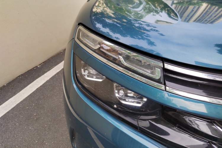 Used Citroen C5 AIRCROSS 2020 360THP Enjoyment Version Right Front Headlight
