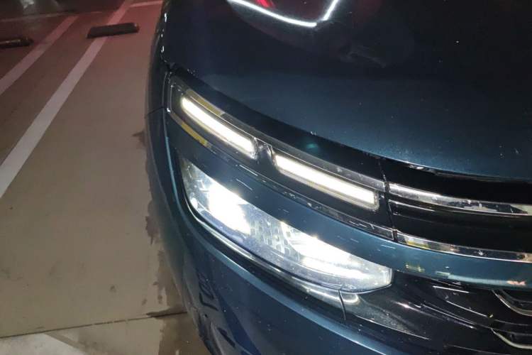 Used Citroen C5 AIRCROSS 2020 400THP Premium Edition Right Front Headlight
