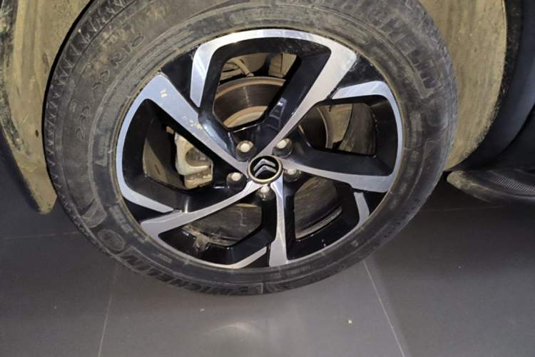 Used Citroen C5 AIRCROSS 2020 400THP Premium Edition Right Rear Wheel Hub