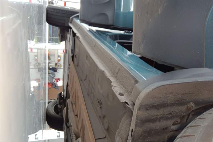 Used Citroen C5 AIRCROSS 2020 400THP Premium Edition Right Side Sill