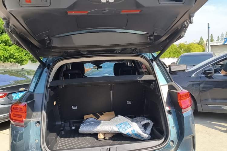 Used Citroen C5 AIRCROSS 2020 400THP Premium Edition Trunk