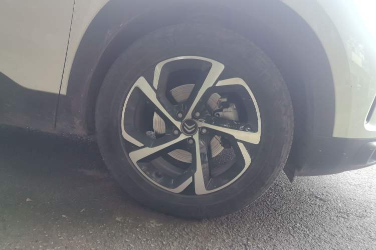 Used Citroen C5 AIRCROSS 2020 360THP ORIGINS Centennial Luxury Edition Right Front Wheel Hub