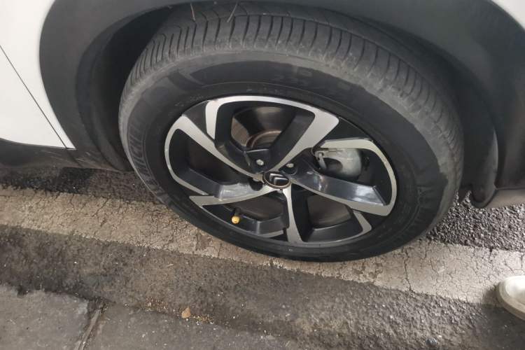 Used Citroen C5 AIRCROSS 2020 360THP ORIGINS Centennial Luxury Edition Right Front Wheel Hub