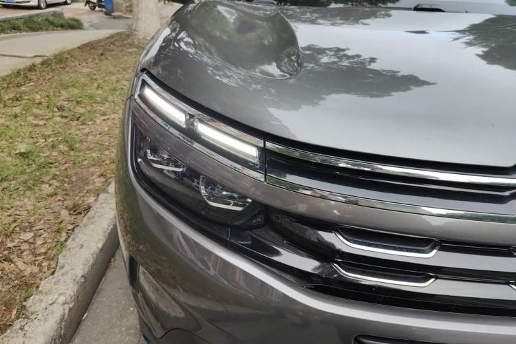 Used Citroen C5 AIRCROSS 2020 400THP Premium Edition Right Front Headlight