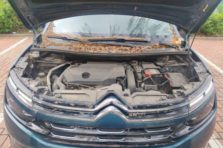 Used Citroen C5 AIRCROSS 2020 400THP Premium Edition Engine Bay