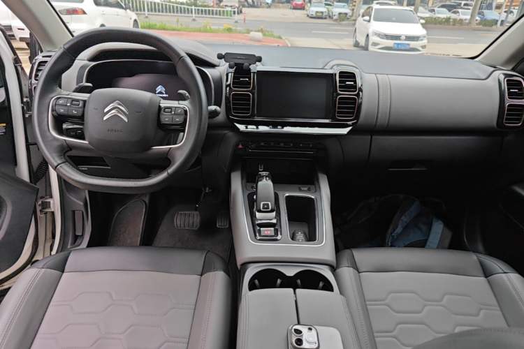 Used Citroen C5 AIRCROSS 2020 360THP ORIGINS Centennial Luxury Edition Center Console