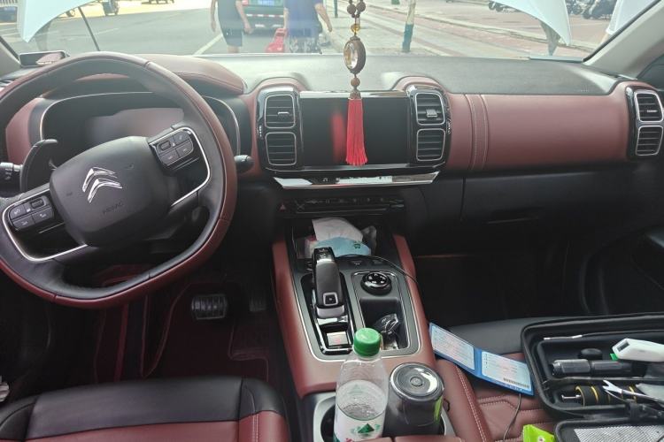 Used Citroen C5 AIRCROSS 2020 400THP Premium Edition Center Console