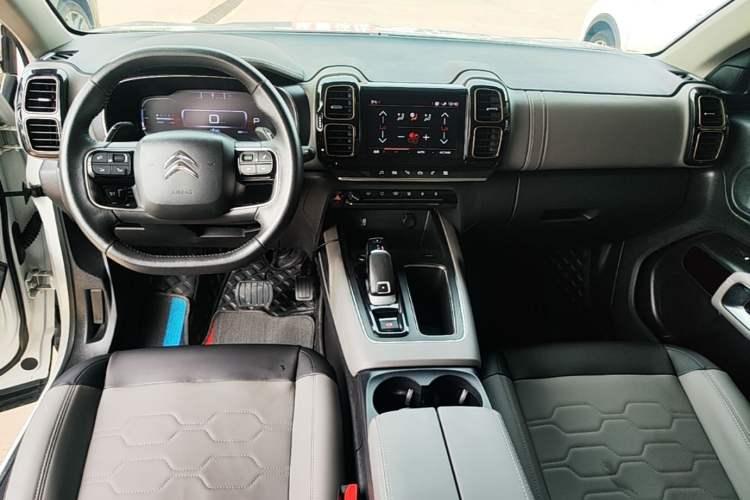 Used Citroen C5 AIRCROSS 2020 360THP Enjoyment Version Center Console