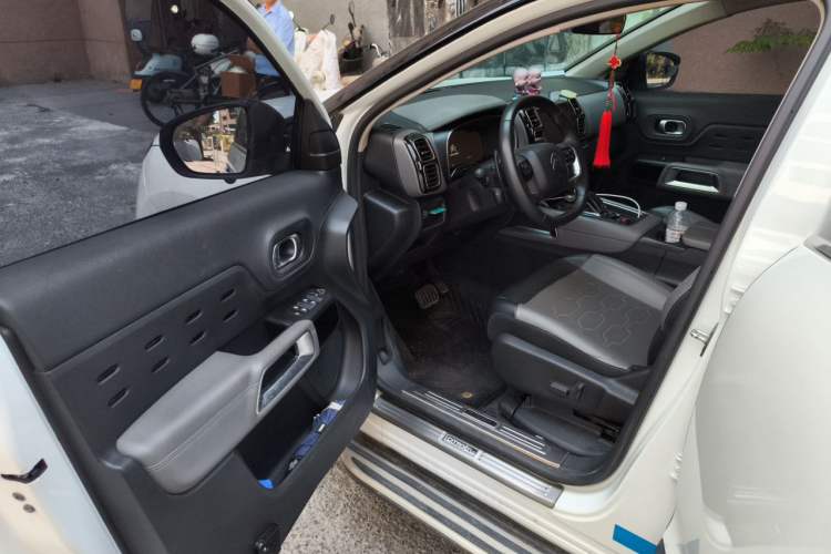Used Citroen C5 AIRCROSS 2020 360THP ORIGINS Centennial Luxury Edition Driver Seat