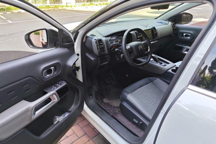 Used Citroen C5 AIRCROSS 2020 360THP ORIGINS Centennial Luxury Edition Driver Seat
