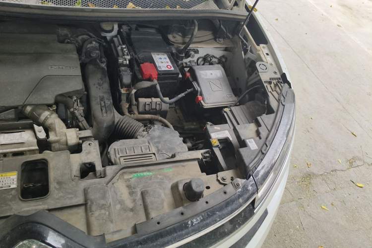 Used Citroen C5 AIRCROSS 2020 360THP Comfort Edition Engine Bay Left