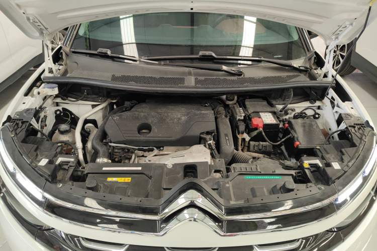 Used Citroen C5 AIRCROSS 2020 400THP Premium Edition Engine Bay