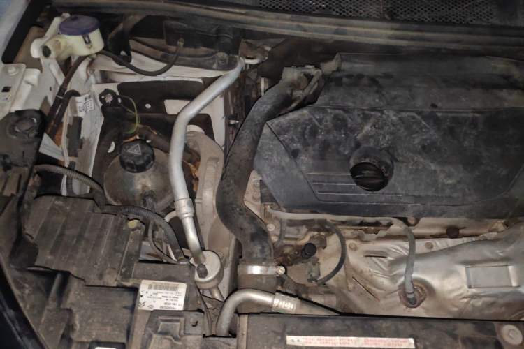 Used Citroen C5 AIRCROSS 2020 400THP Premium Edition Engine Bay Right
