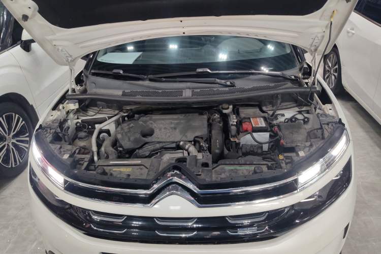 Used Citroen C5 AIRCROSS 2020 360THP ORIGINS Centennial Luxury Edition Engine Bay