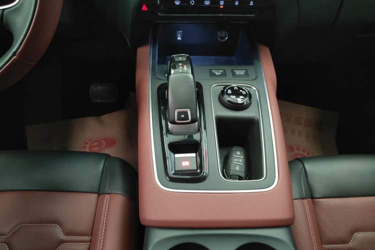 Used Citroen C5 AIRCROSS 2020 400THP Premium Edition Gear Lever