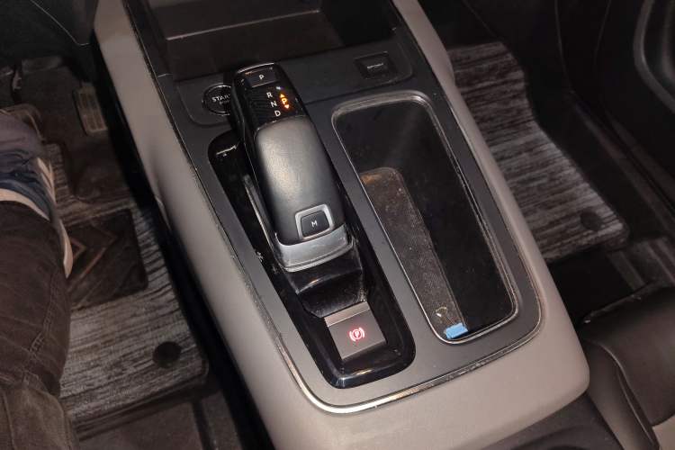 Used Citroen C5 AIRCROSS 2020 360THP ORIGINS Centennial Luxury Edition Gear Lever