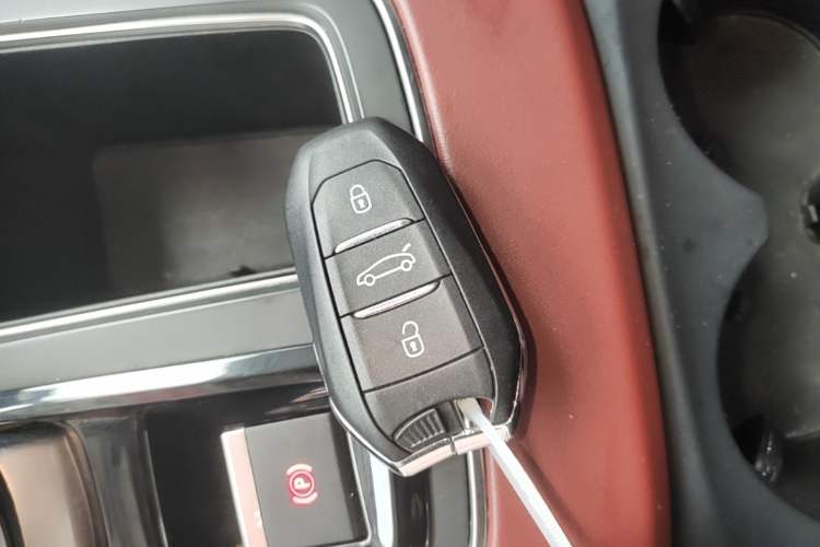 Used Citroen C5 AIRCROSS 2020 400THP Premium Edition Interior 1