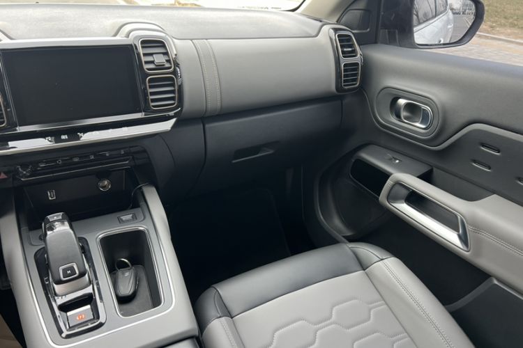Used Citroen C5 AIRCROSS 2020 360THP ORIGINS Centennial Luxury Edition Interior 1