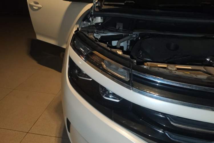 Used Citroen C5 AIRCROSS 2020 360THP ORIGINS Centennial Luxury Edition Right Front Headlight