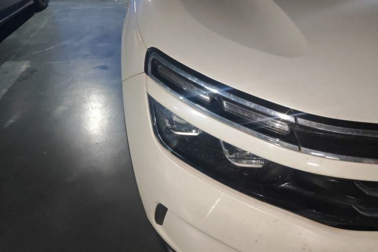 Used Citroen C5 AIRCROSS 2020 400THP Premium Edition Right Front Headlight