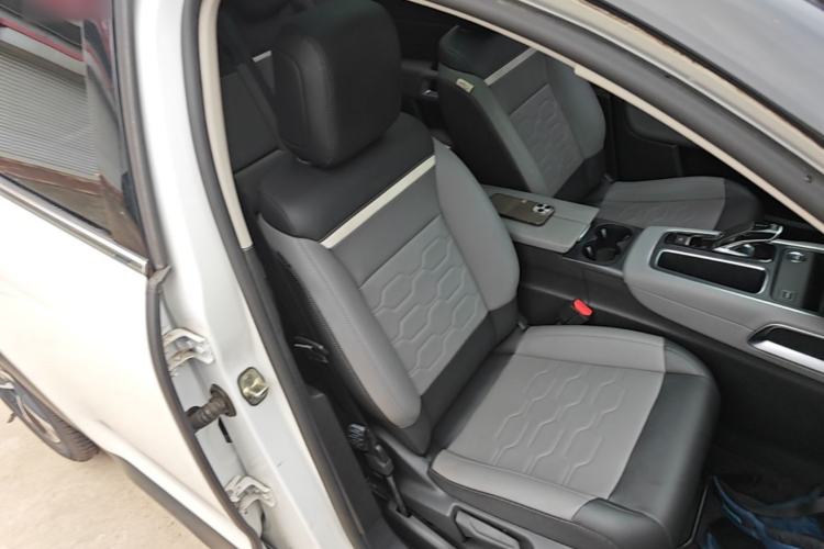 Used Citroen C5 AIRCROSS 2020 360THP ORIGINS Centennial Luxury Edition Right Front Seat