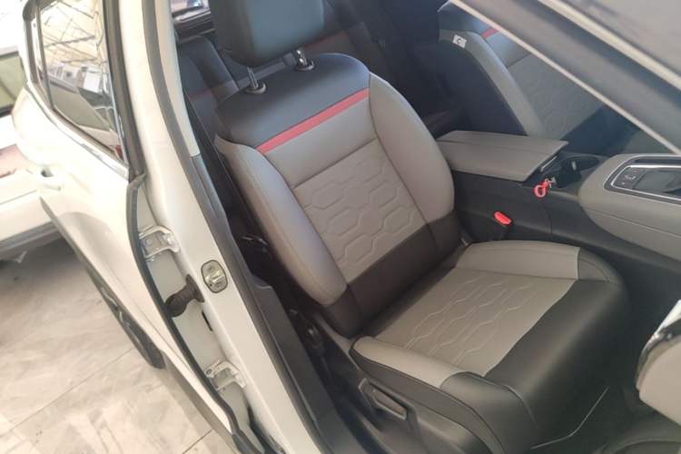 Used Citroen C5 AIRCROSS 2020 360THP C-Series Trendy Edition Right Front Seat