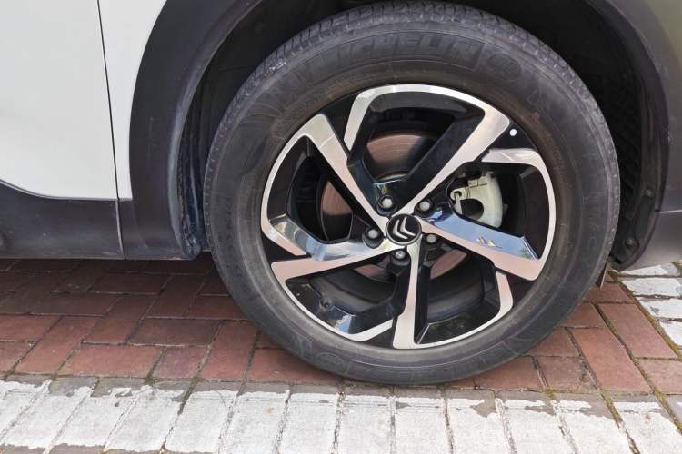 Used Citroen C5 AIRCROSS 2020 360THP ORIGINS Centennial Luxury Edition Right Front Wheel Hub
