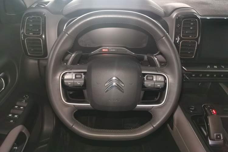 Used Citroen C5 AIRCROSS 2020 360THP ORIGINS Centennial Luxury Edition Steering Wheel