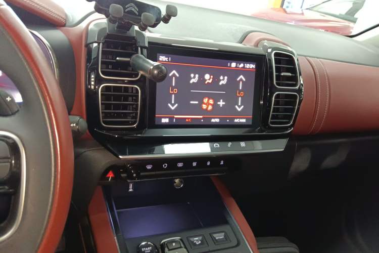 Used Citroen C5 AIRCROSS 2021 400THP Enjoyment Model Audio And AC Panel
