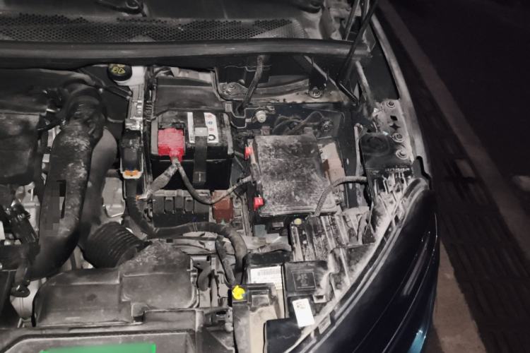 Used Citroen C5 AIRCROSS 2021 360THP Comfort Edition Engine Bay Left