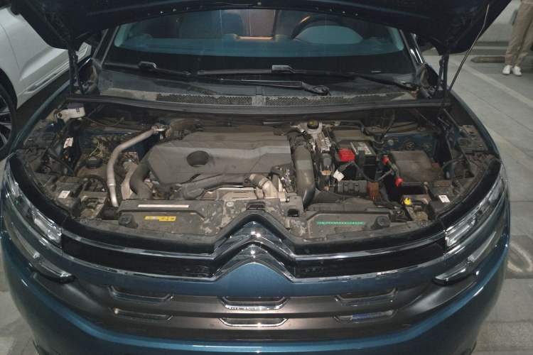 Used Citroen C5 AIRCROSS 2021 360THP Comfort Edition Engine Bay