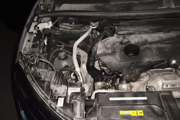Used Citroen C5 AIRCROSS 2021 360THP Comfort Edition Engine Bay Right