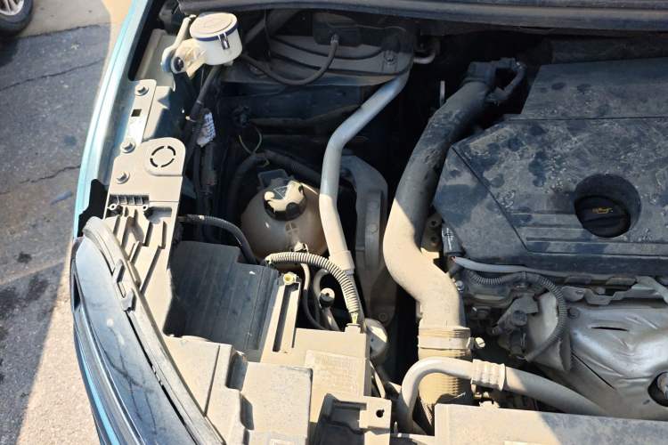Used Citroen C5 AIRCROSS 2021 400THP Luxury Model Engine Bay Right