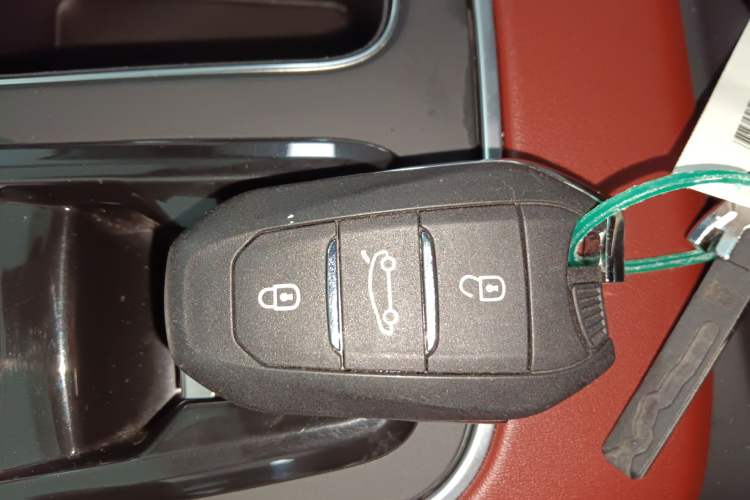 Used Citroen C5 AIRCROSS 2021 400THP Enjoyment Model Interior 1