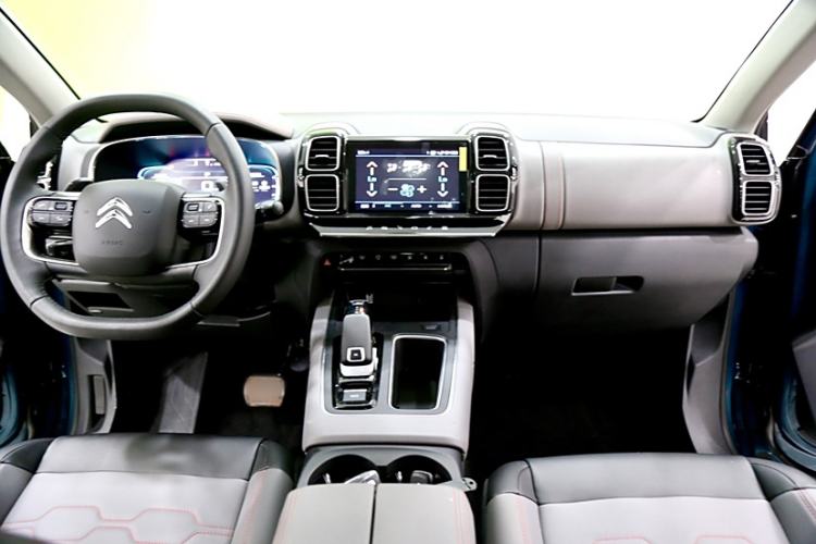 Used Citroen C5 AIRCROSS 2021 360THP Enjoyment Model Interior 1