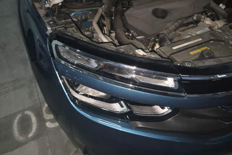 Used Citroen C5 AIRCROSS 2021 360THP Comfort Edition Right Front Headlight