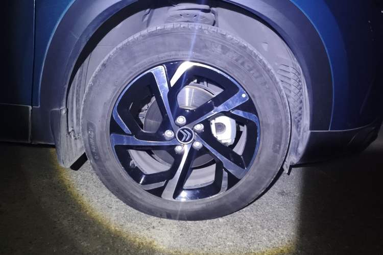 Used Citroen C5 AIRCROSS 2021 360THP Comfort Edition Right Front Wheel Hub