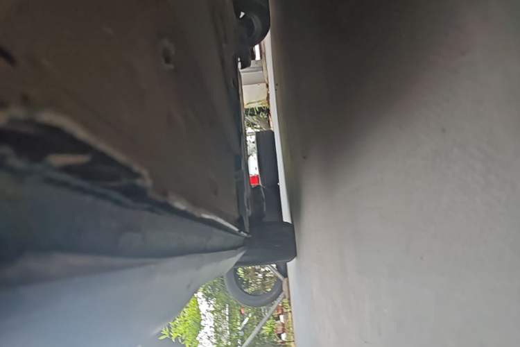 Used Citroen C5 AIRCROSS 2021 400THP Luxury Model Right Side Sill