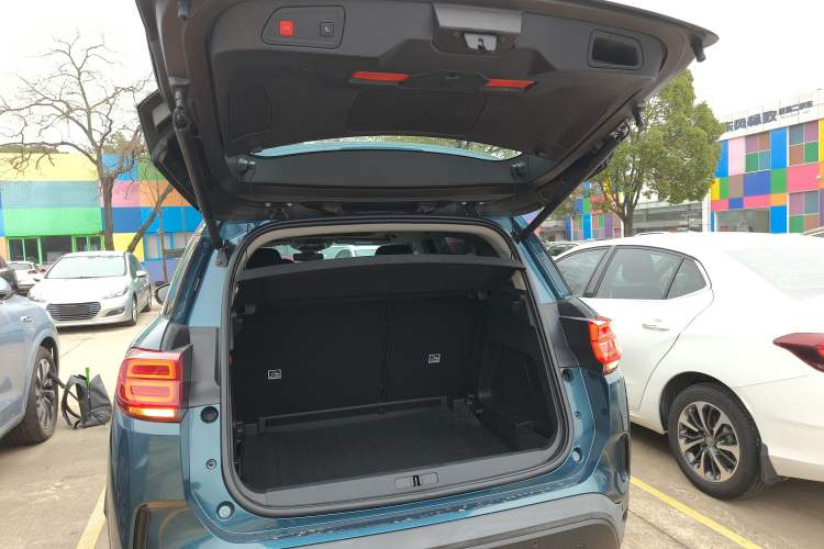Used Citroen C5 AIRCROSS 2021 400THP Enjoyment Model Trunk